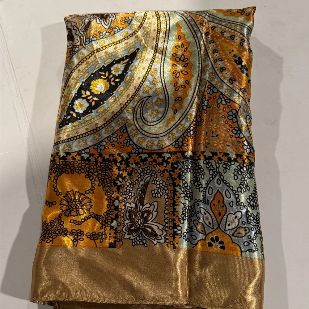 Vibrant Paisley Polyester Scarf 34x35”